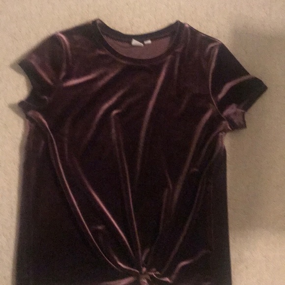 Velvet Top - Picture 1 of 1